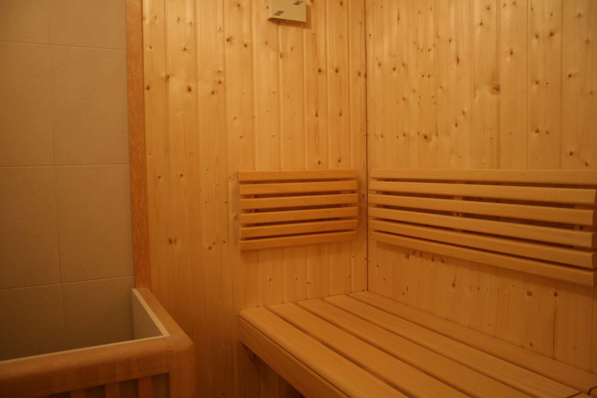 Hotel Crown Hills Kumamoto Exterior photo